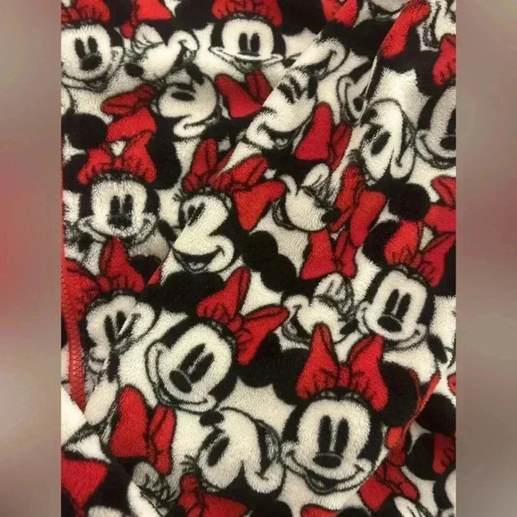 Disney Store Women’s Minnie Mouse Plush Zip Up Size XXL - Picture 2 of 4
